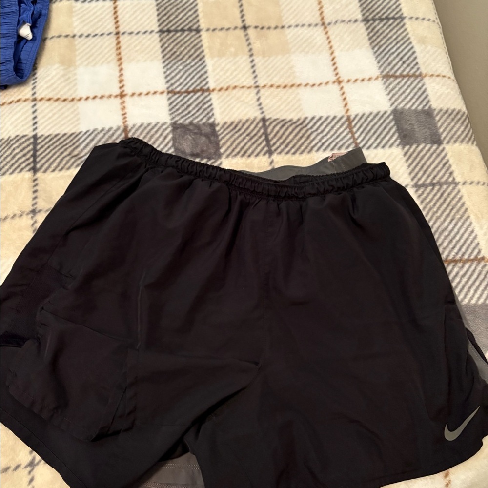 Nike Men’s Black Running Shorts Size L